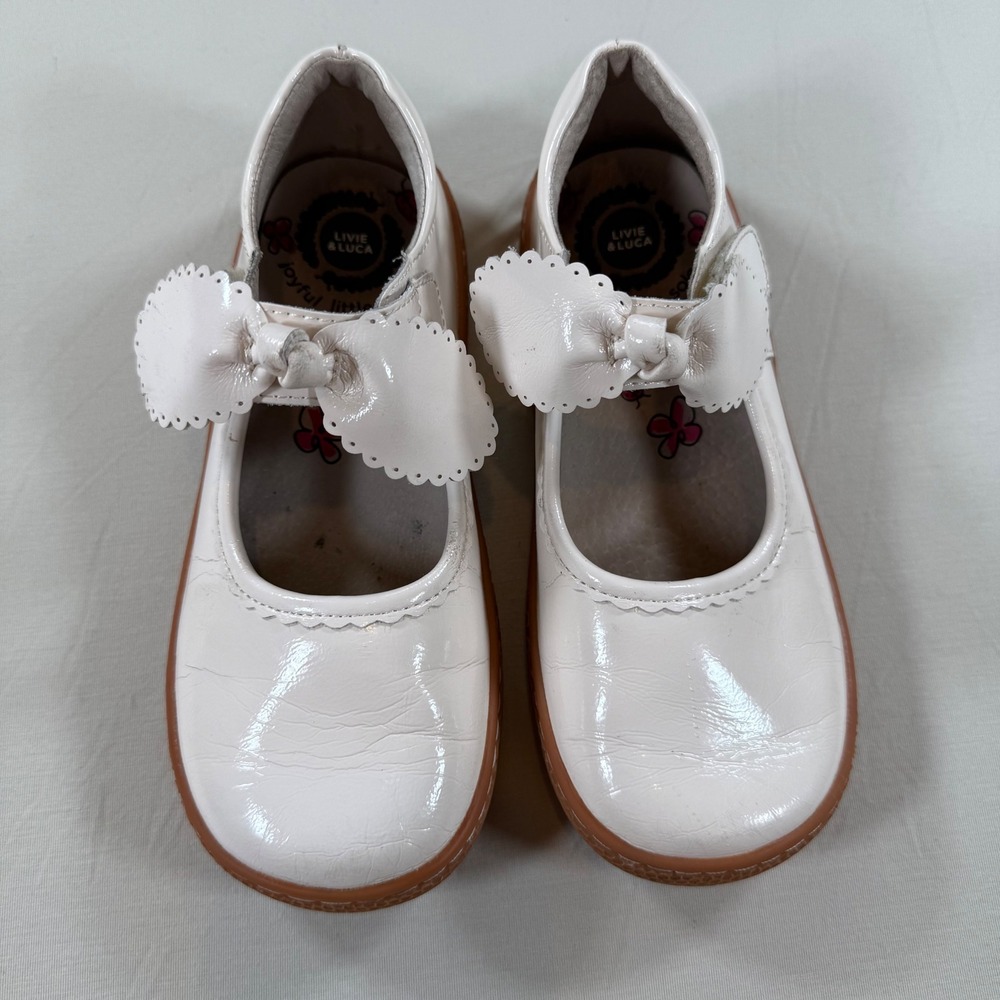 Livie & Luca Girls Cream Patent Leather Mary Jane Bow Shoes Size 1 Youth‎